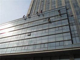高层建筑外墙清洁方案